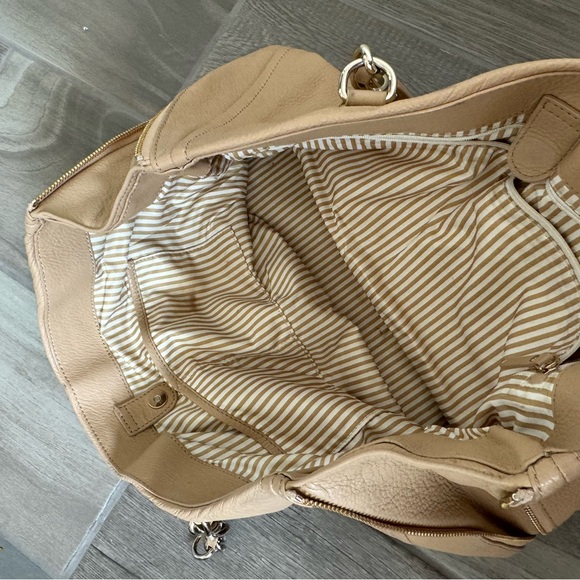 Kate Spade Used pebbled leather tan, caramel, neutral dark shoulder bag - Picture 3 of 8